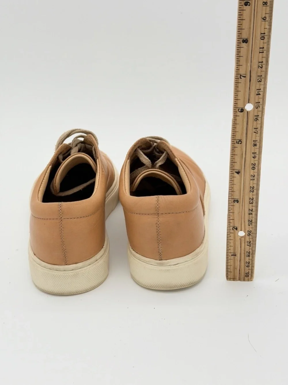 Nisolo up sale